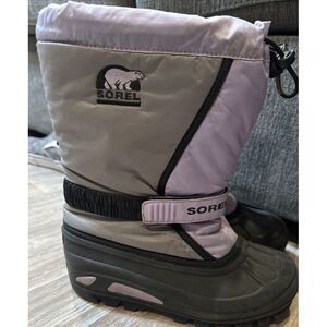 Sorel Flurry NY1590-542 Size 4 US Youth Waterproof Winter Boots Purple/Gray